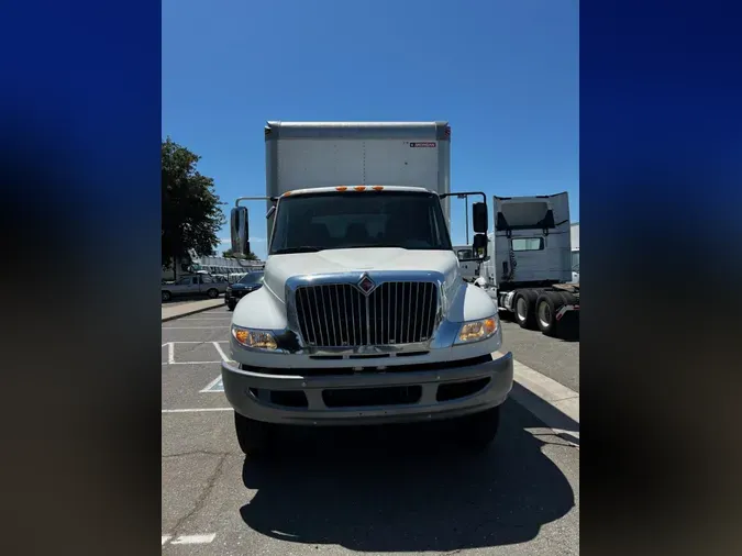 2019 NAVISTAR INTERNATIONAL 4300