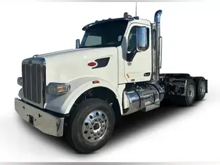 2021 Peterbilt 567