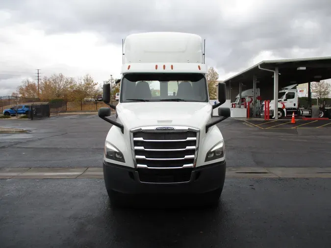 2019 FREIGHTLINER/MERCEDES NEW CASCADIA 126