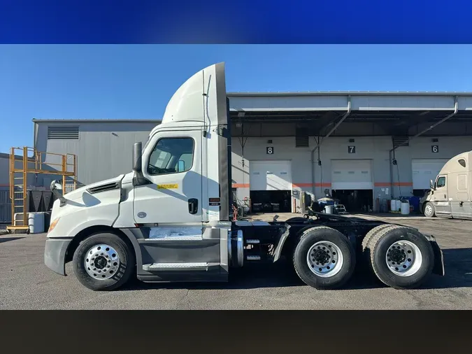 2019 Freightliner Cascadia 1269c656462bfcee53dc61f04f4c32f3e5f