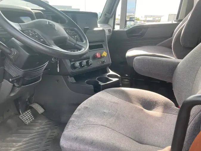 2018 NAVISTAR INTERNATIONAL LT625 DAYCAB T/A
