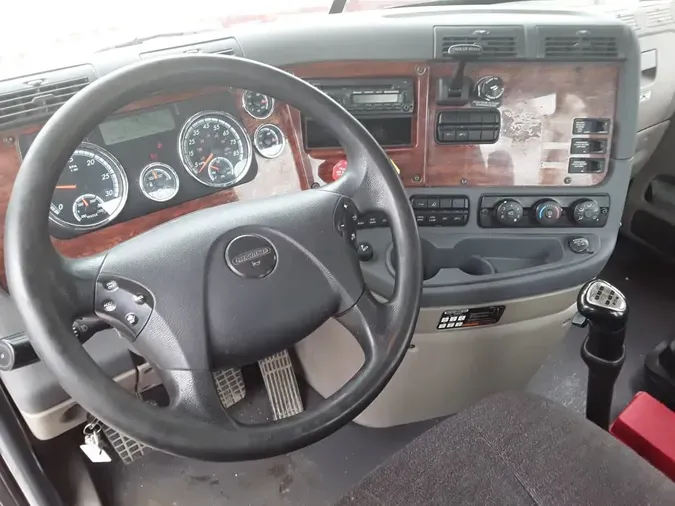 2017 FREIGHTLINER CASCADIA 125