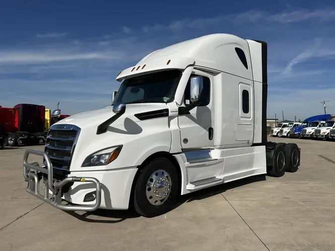 2024 Freightliner Cascadia