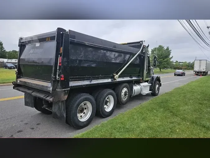 2019 FREIGHTLINER CORONADO 122 SD