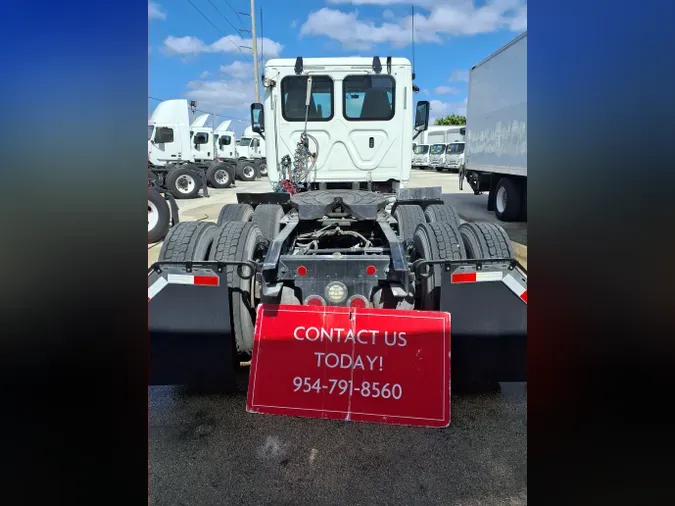 2018 FREIGHTLINER/MERCEDES CASCADIA 113