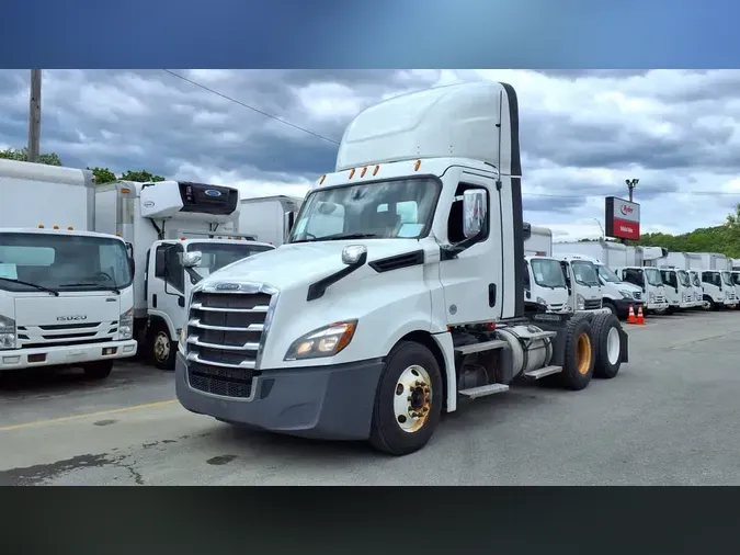 2021 FREIGHTLINER/MERCEDES NEW CASCADIA PX126649c6bfd3d1b8f93ea9538015dfca51207