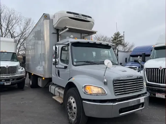 2017 FREIGHTLINER/MERCEDES M2 106