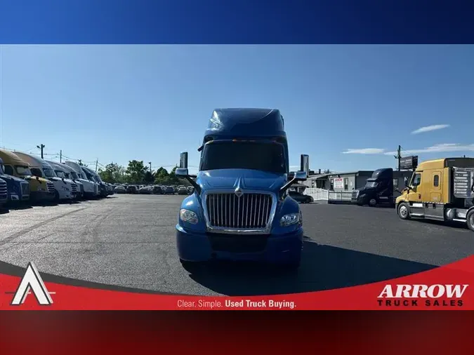 2020 INTERNATIONAL LT