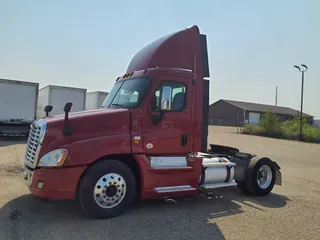 2013 FREIGHTLINER/MERCEDES CASCADIA 125