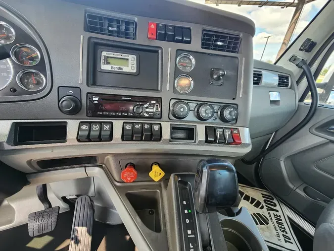 2018 KENWORTH T680
