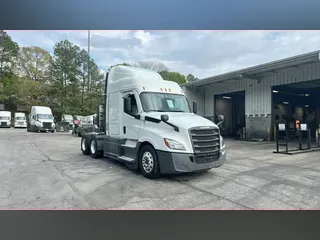 2021 Freightliner Cascadia 126