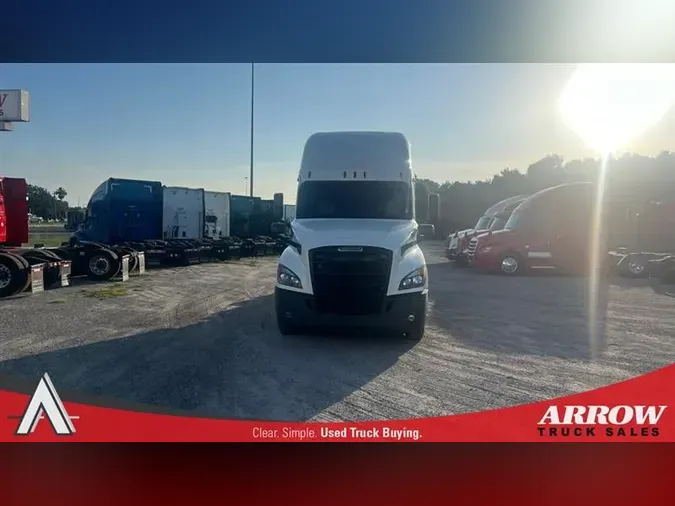 2020 FREIGHTLINER CA126