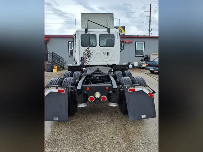 2018 FREIGHTLINER/MERCEDES CASCADIA 125