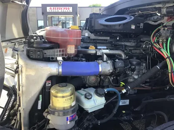 2020 FREIGHTLINER CA126