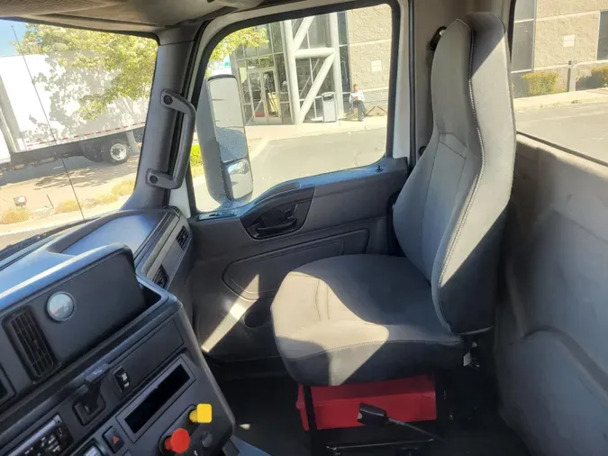 2020 International LT625