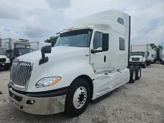 2019 NAVISTAR INTERNATIONAL LT625 SLPR CAB