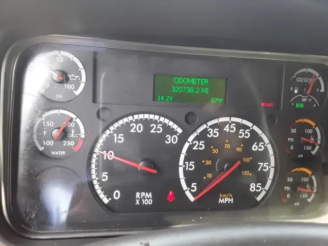 2018 FREIGHTLINER/MERCEDES M2 1069c8474fccd715f1898e964aaf8171369