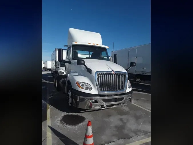 2019 NAVISTAR INTERNATIONAL LT625 DAYCAB T/A9c85655465b7dbd177d786f04632a5c8