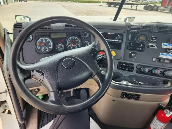 2019 Freightliner Cascadia