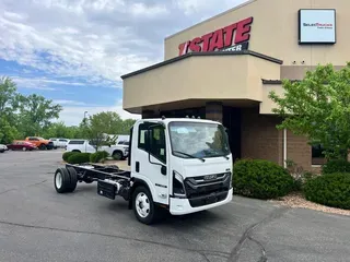 2025 Isuzu NRR