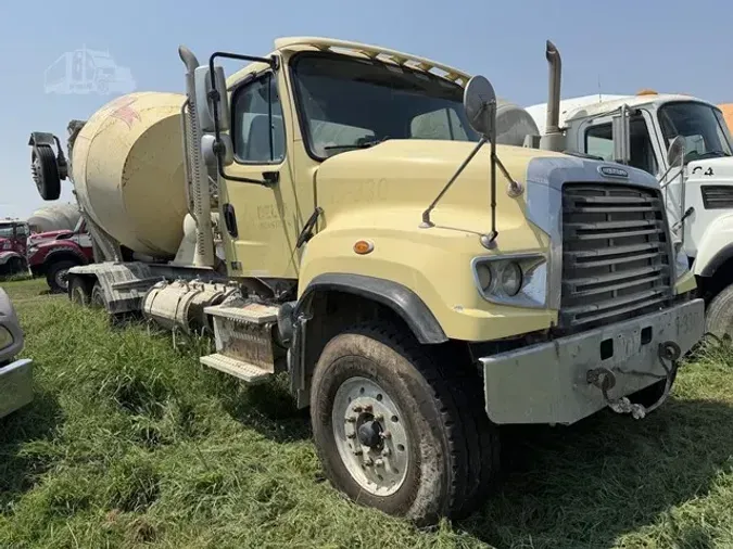 2016 FREIGHTLINER 114SD9c8a578d7457ebee6c759aa3a5c73801