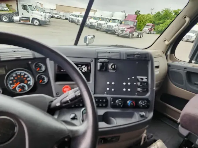 2020 FREIGHTLINER CASCADIA 125