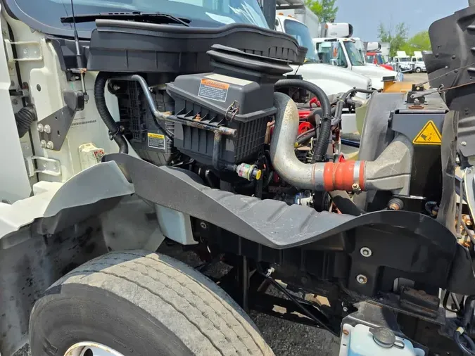 2020 NAVISTAR INTERNATIONAL MV607 (4X2)