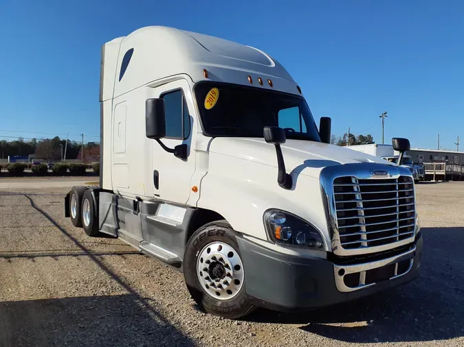 2019 FREIGHTLINER/MERCEDES CASCADIA 125