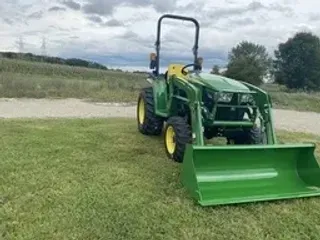 2022 John Deere 3025E