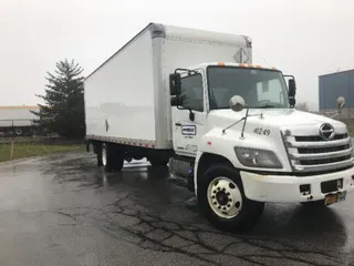 2017 HINO TRUCK 268