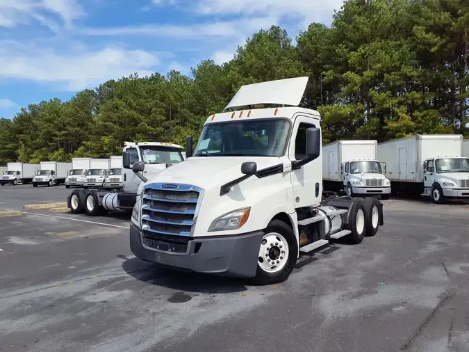 2018 FREIGHTLINER NEW CASCADIA PX12664
