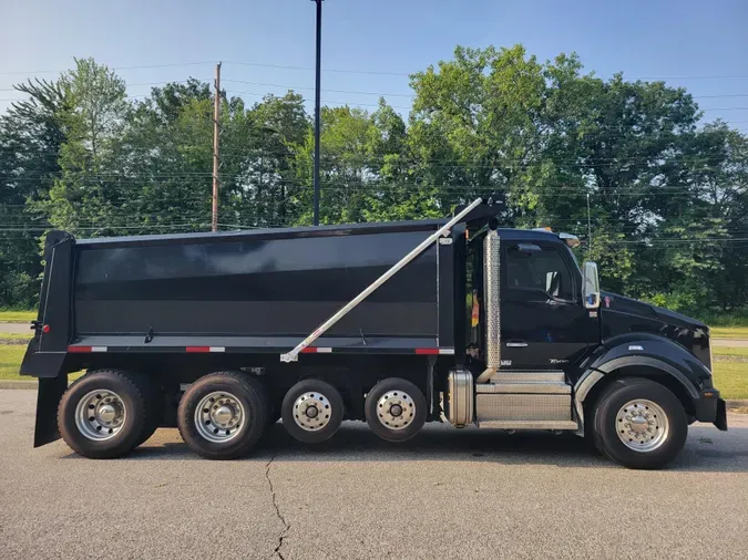 2020 Kenworth T880