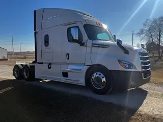 2021 FREIGHTLINER CASCADIA