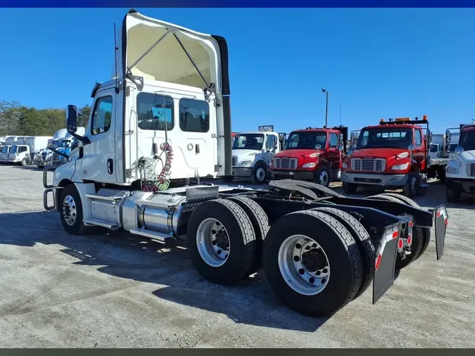 2020 FREIGHTLINER/MERCEDES NEW CASCADIA PX12664