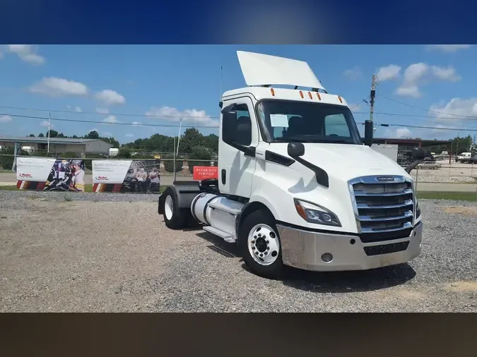 2019 FREIGHTLINER/MERCEDES NEW CASCADIA 116