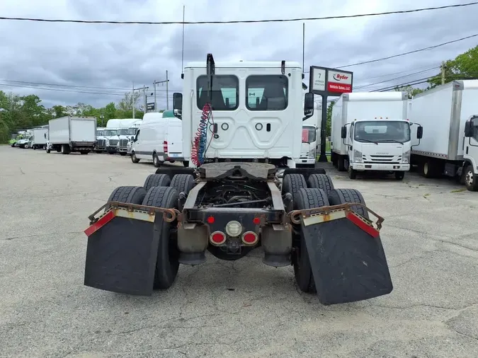 2019 FREIGHTLINER NEW CASCADIA PX12664