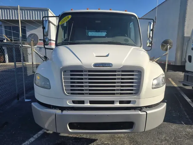 2014 FREIGHTLINER M2 106