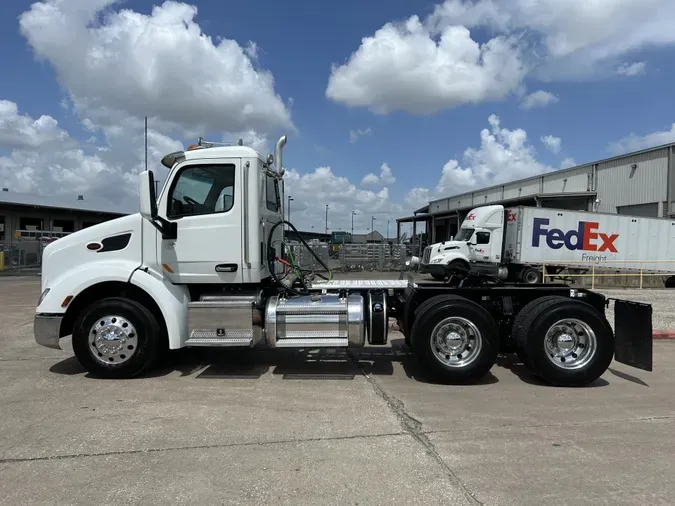 2019 Peterbilt 579