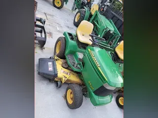 2004 John Deere 345