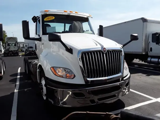 2019 NAVISTAR INTERNATIONAL LT625 DAYCAB T/A