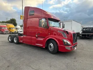 2017 VOLVO VNL64670