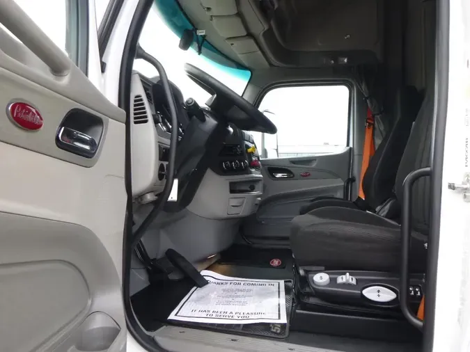 2021 Peterbilt 579