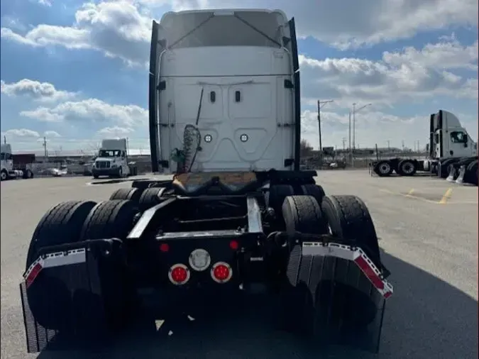 2020 FREIGHTLINER/MERCEDES NEW CASCADIA 116