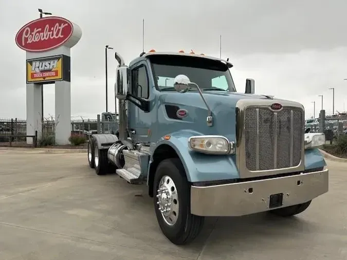 2022 Peterbilt 567