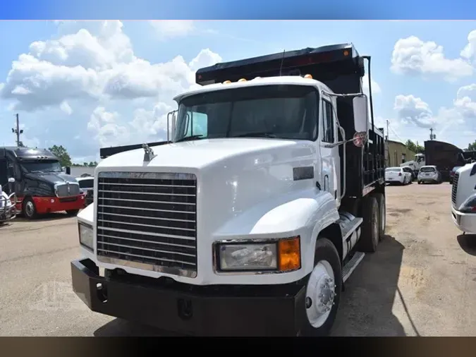 1997 MACK CH613