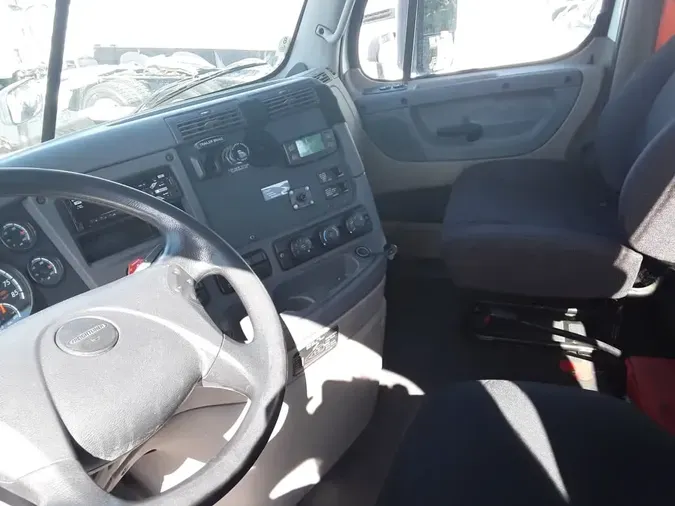 2018 FREIGHTLINER CASCADIA 125