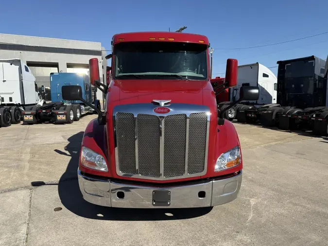 2022 Peterbilt 579