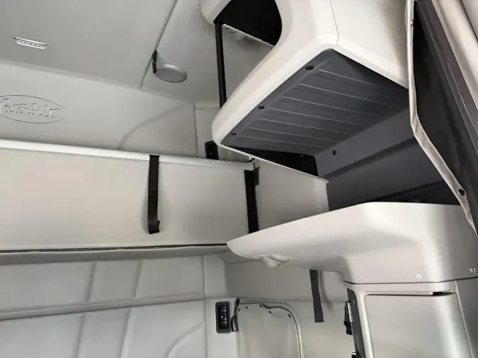 2021 Peterbilt 5799cc546733476c61efe6a42c9b4e61a7f