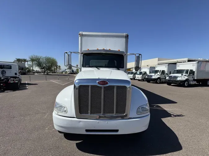 2019 Peterbilt 337