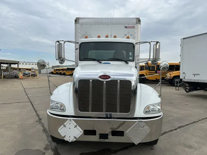 2020 Peterbilt 337